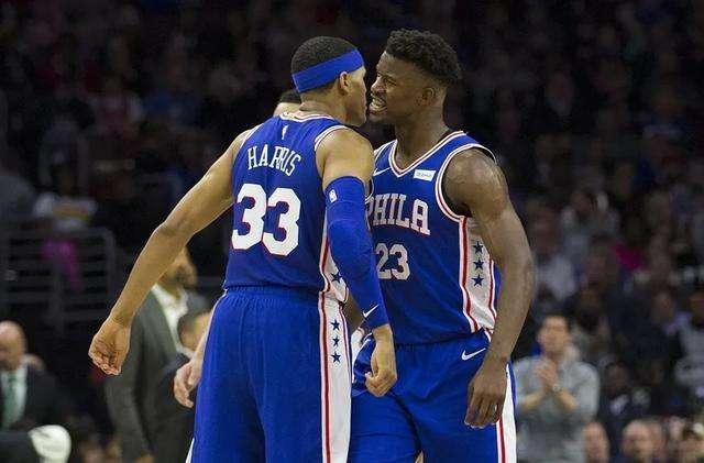 在这里面临 在这里面临