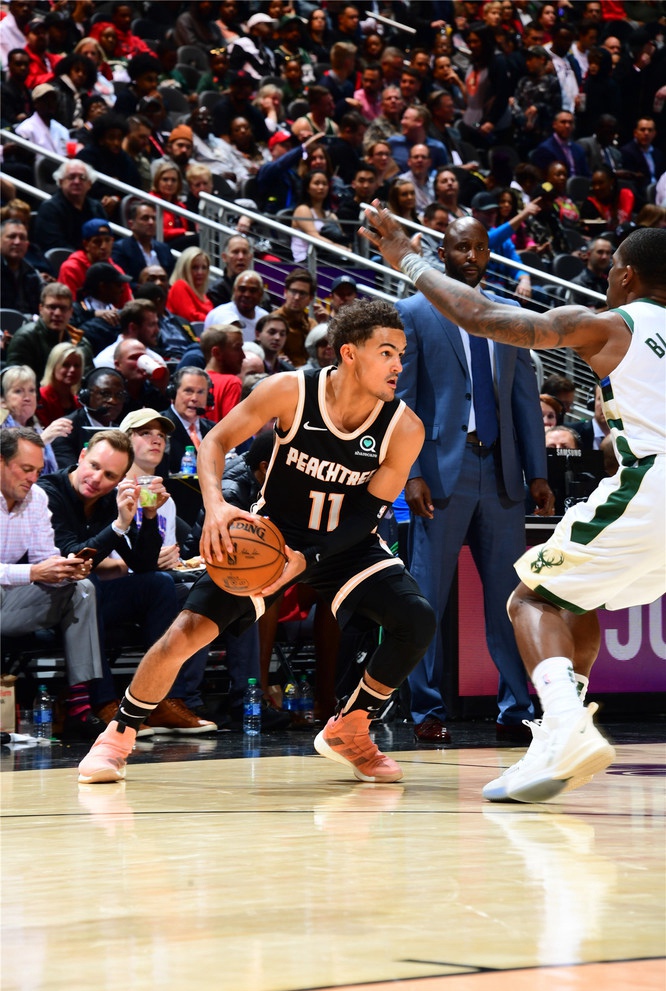 的射门展现 的射门展现